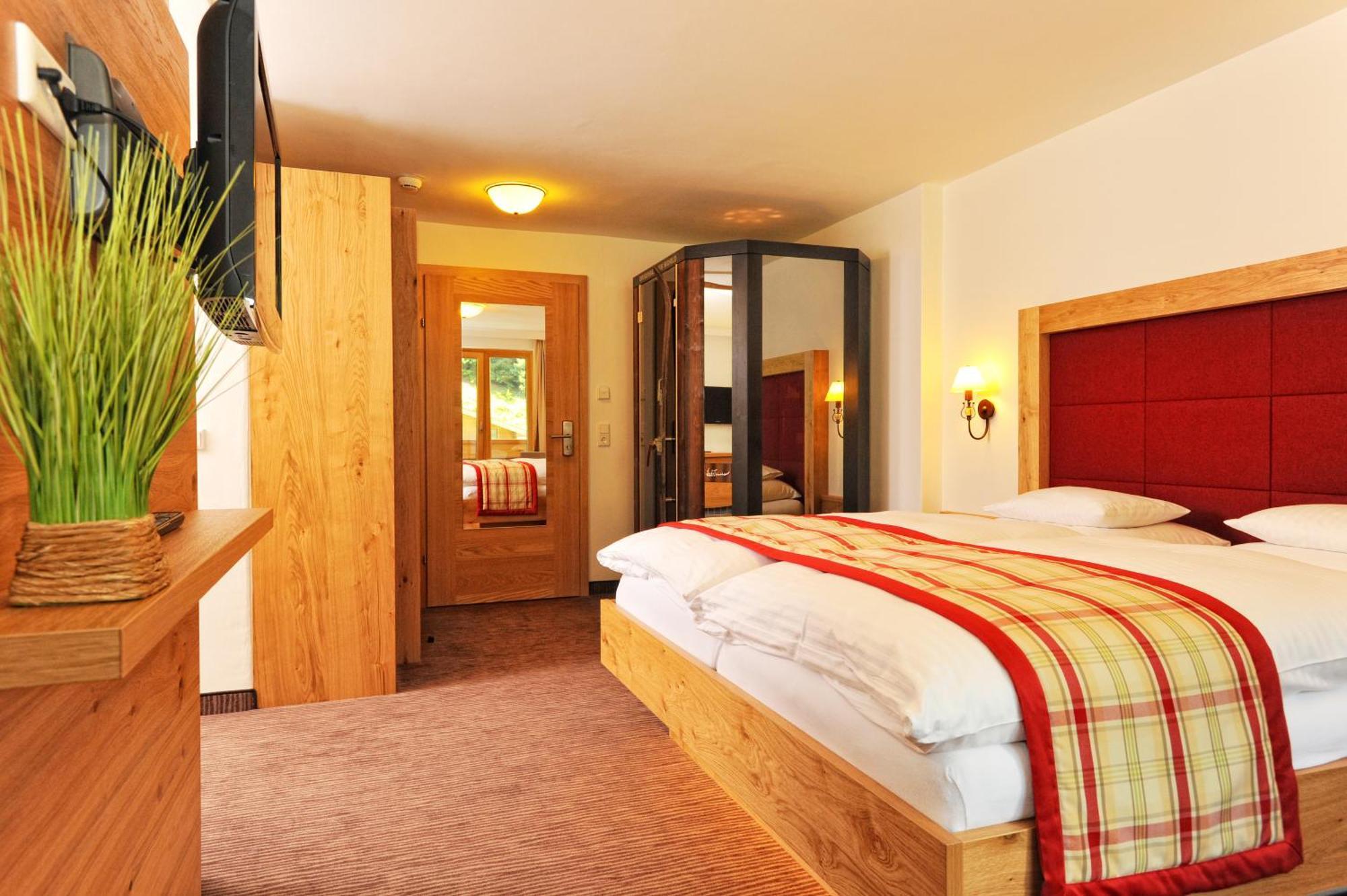 Hotel Barbarahof Saalbach, Inkl Jokercard 외부 사진