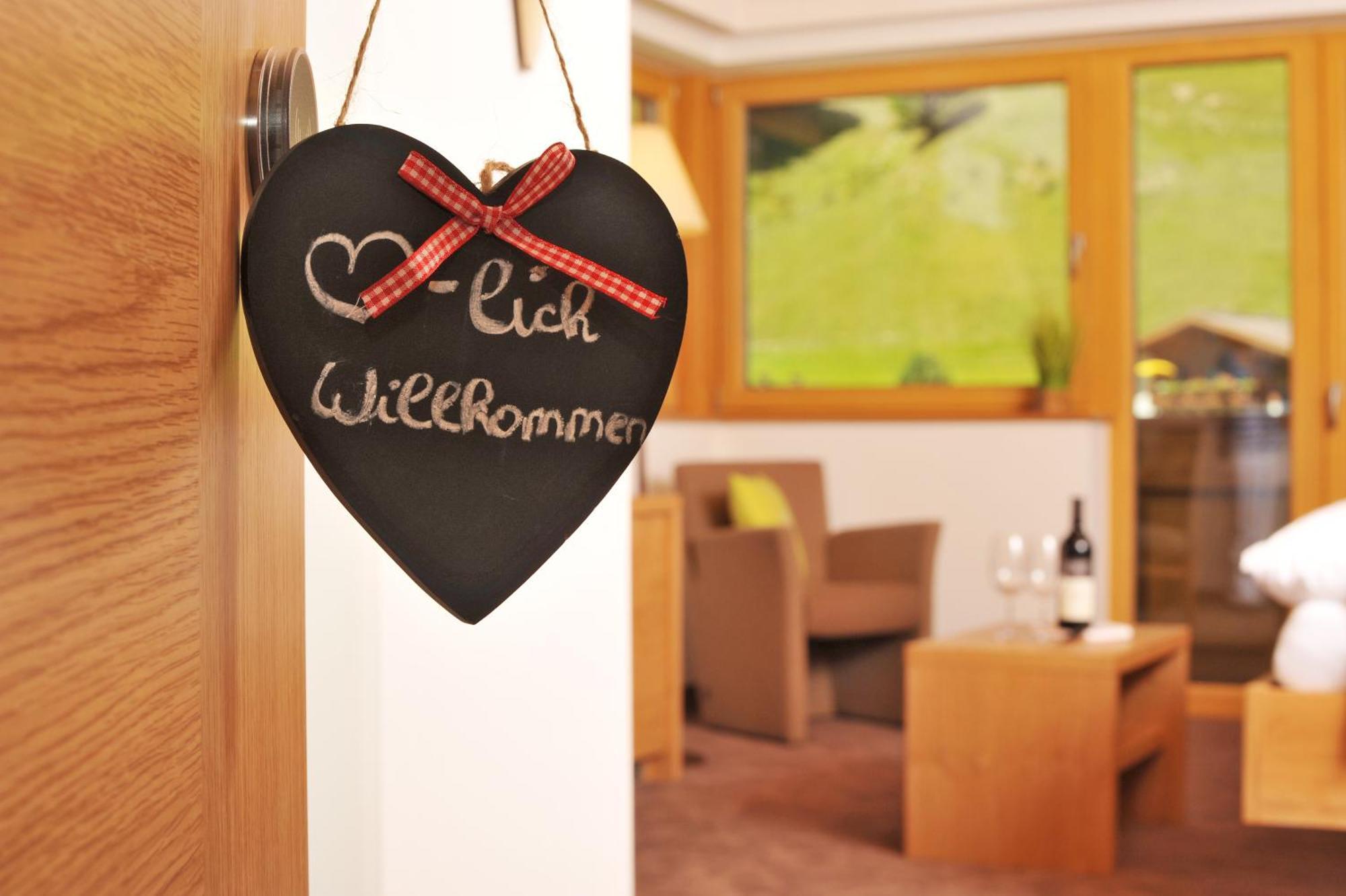 Hotel Barbarahof Saalbach, Inkl Jokercard 외부 사진